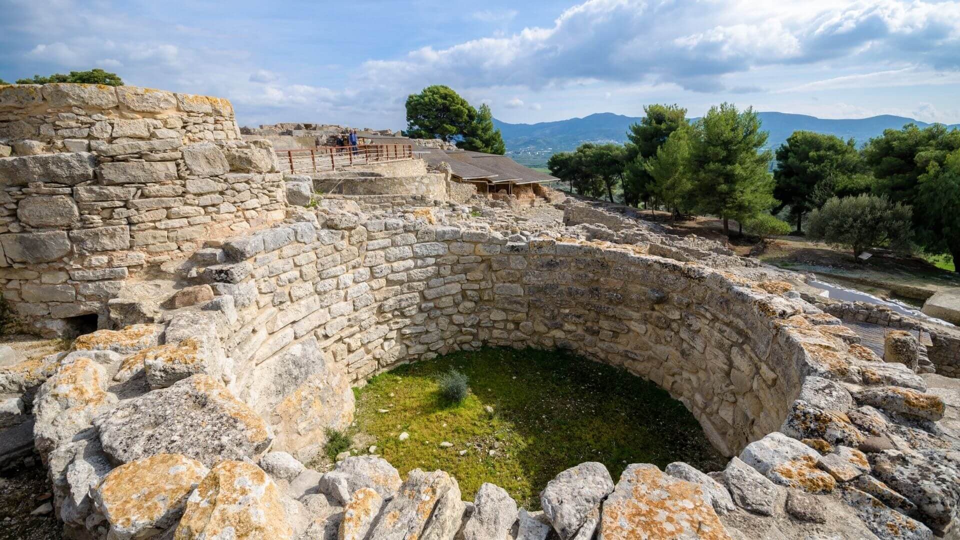 ferryscanner-destination-pages-crete-heraklion (4)