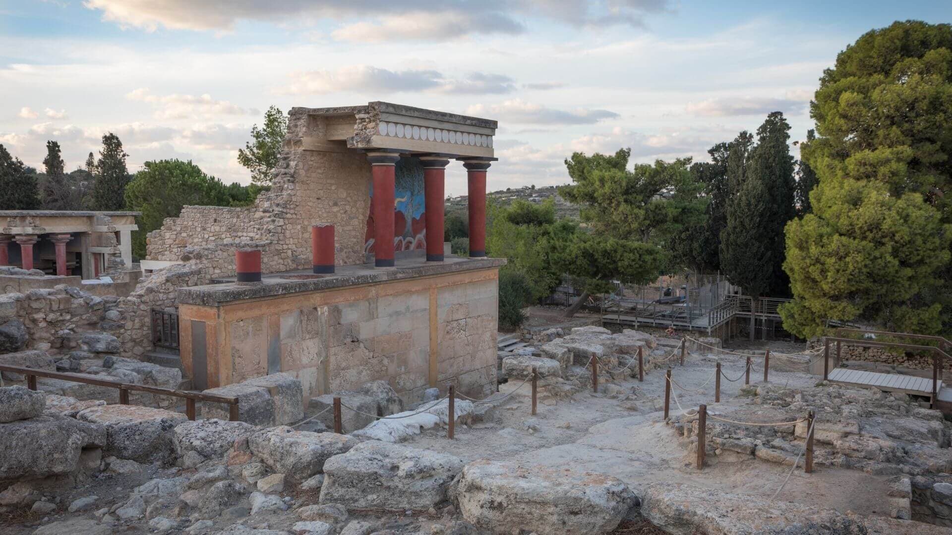 ferryscanner-destination-pages-crete-heraklion (5)