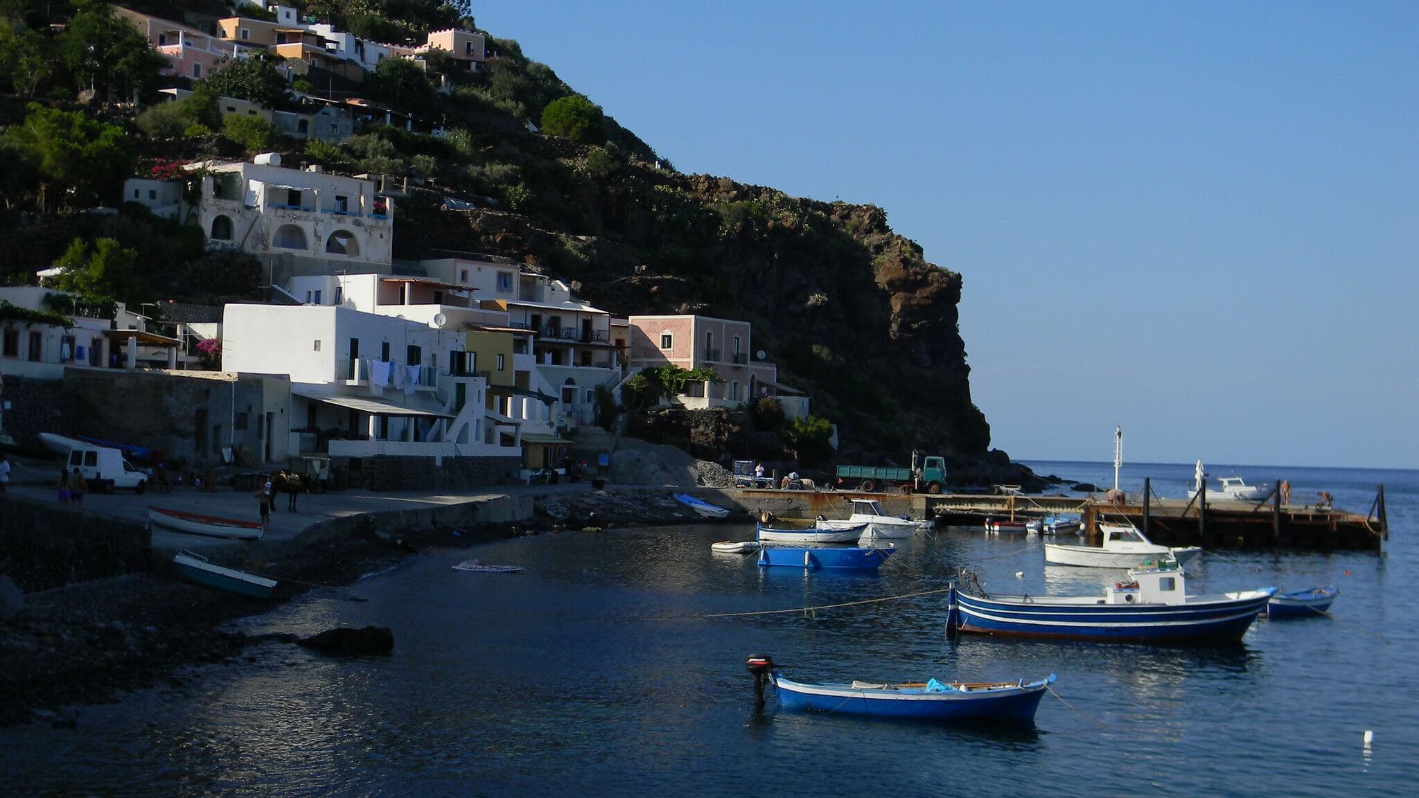 ferryscanner-destination page-italy-alicudi-3