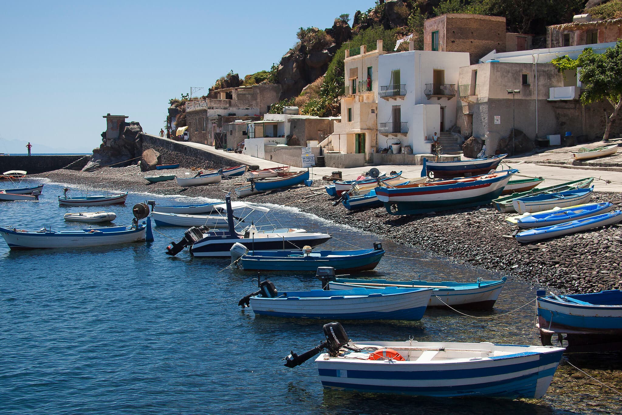 ferryscanner-destination page-italy-alicudi-4