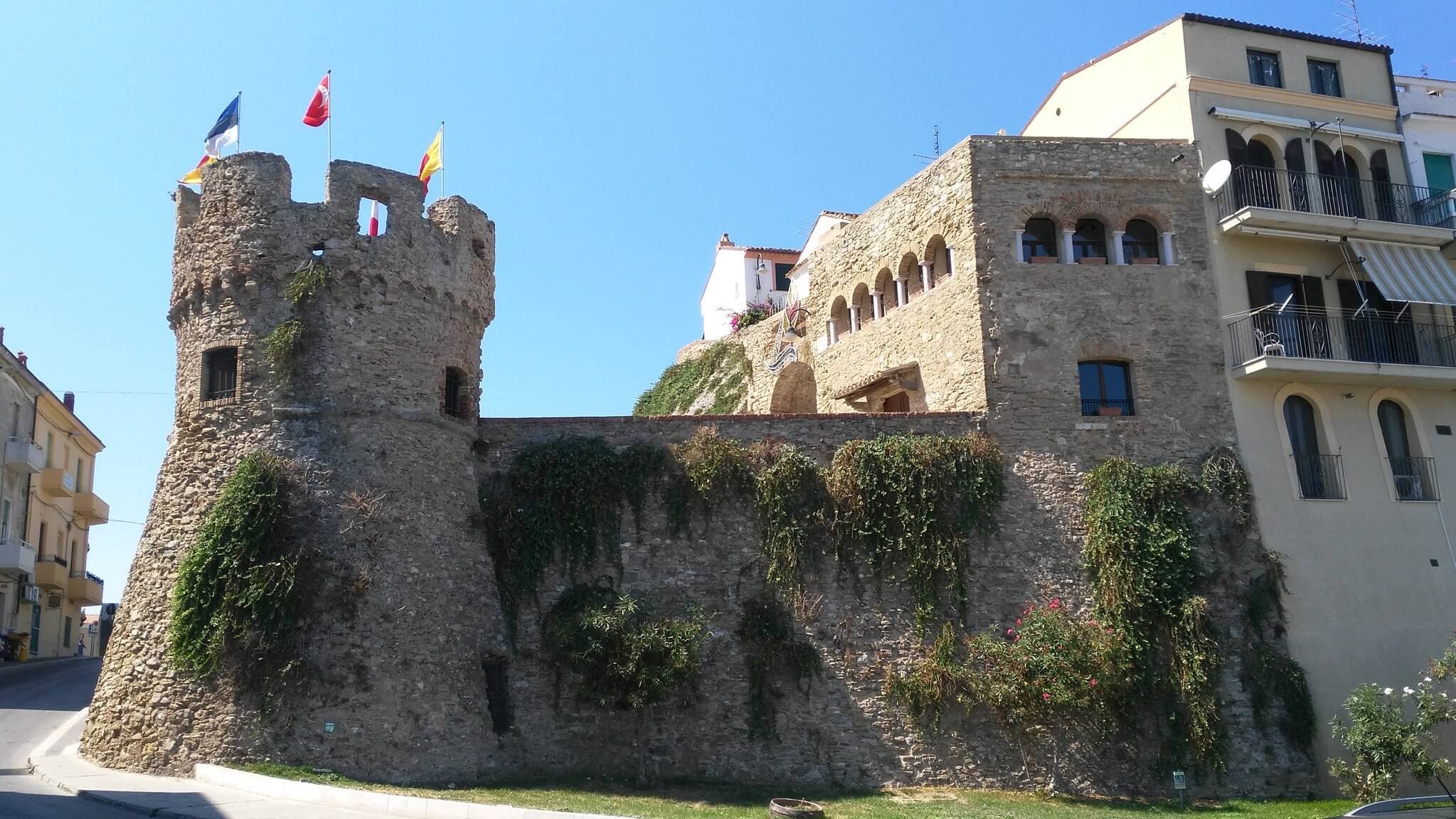 ferryscanner-destination page-italy-termoli-4