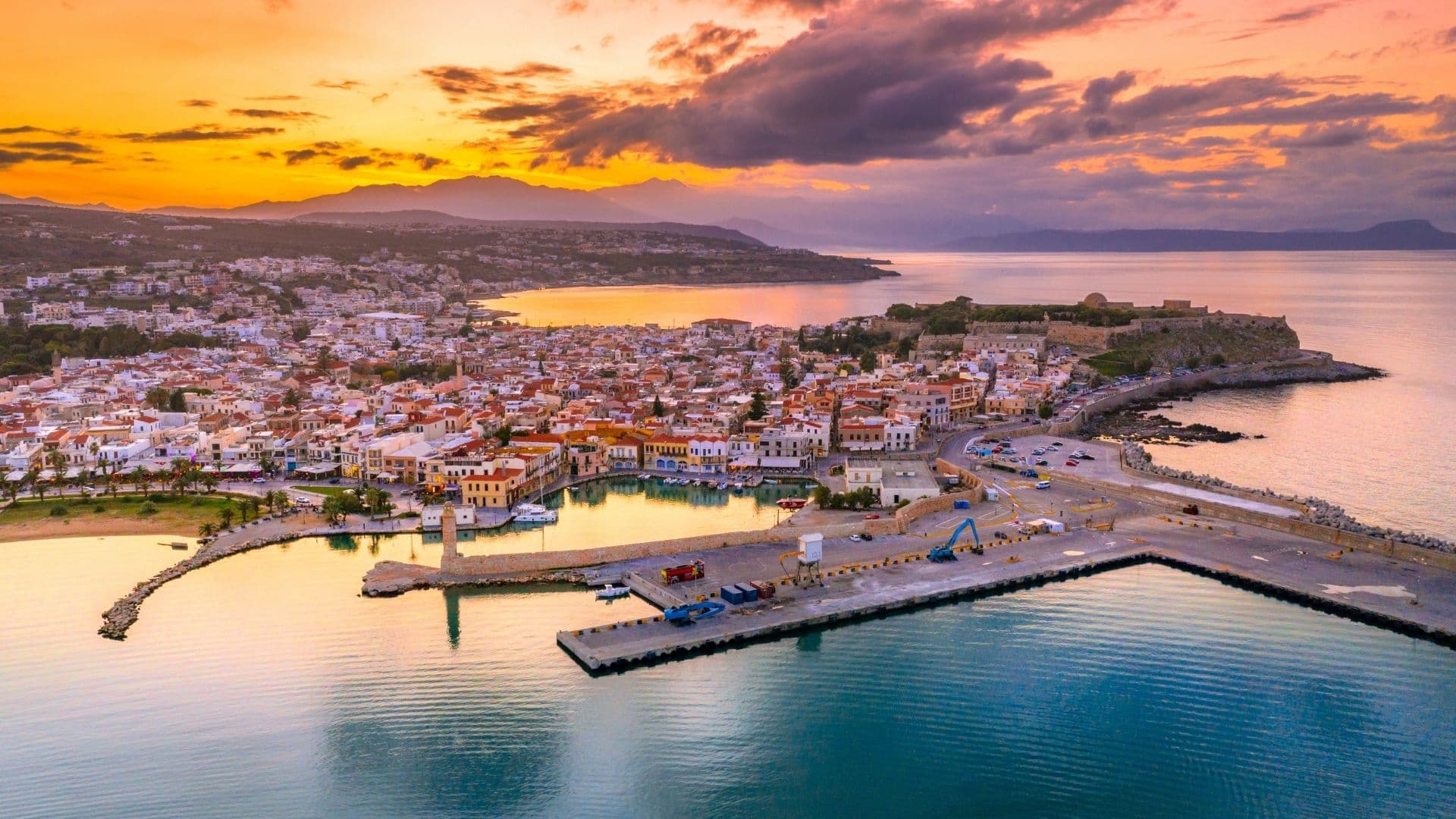 ferryscanner-destination-pages-greece-crete-rethymno (7)