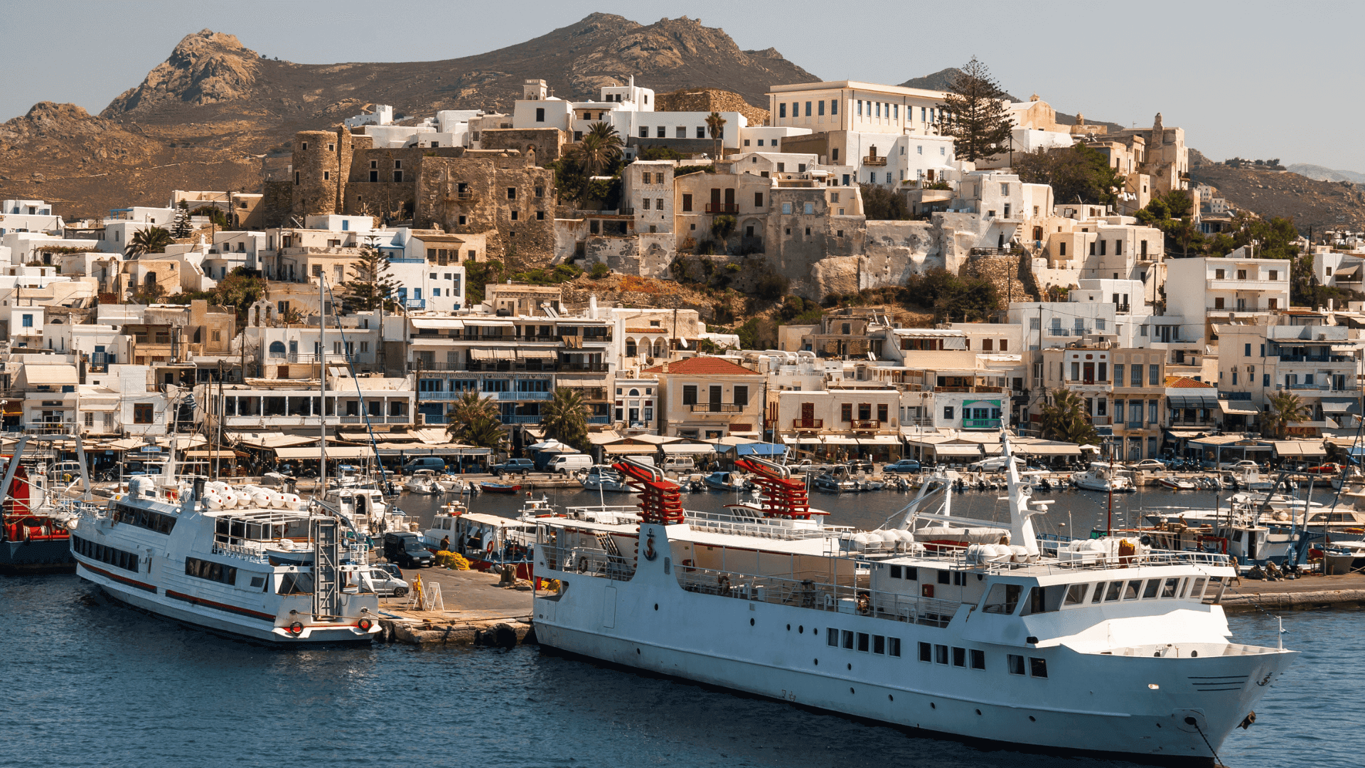 ferryscanner-destination-pages-greece-paros (10)