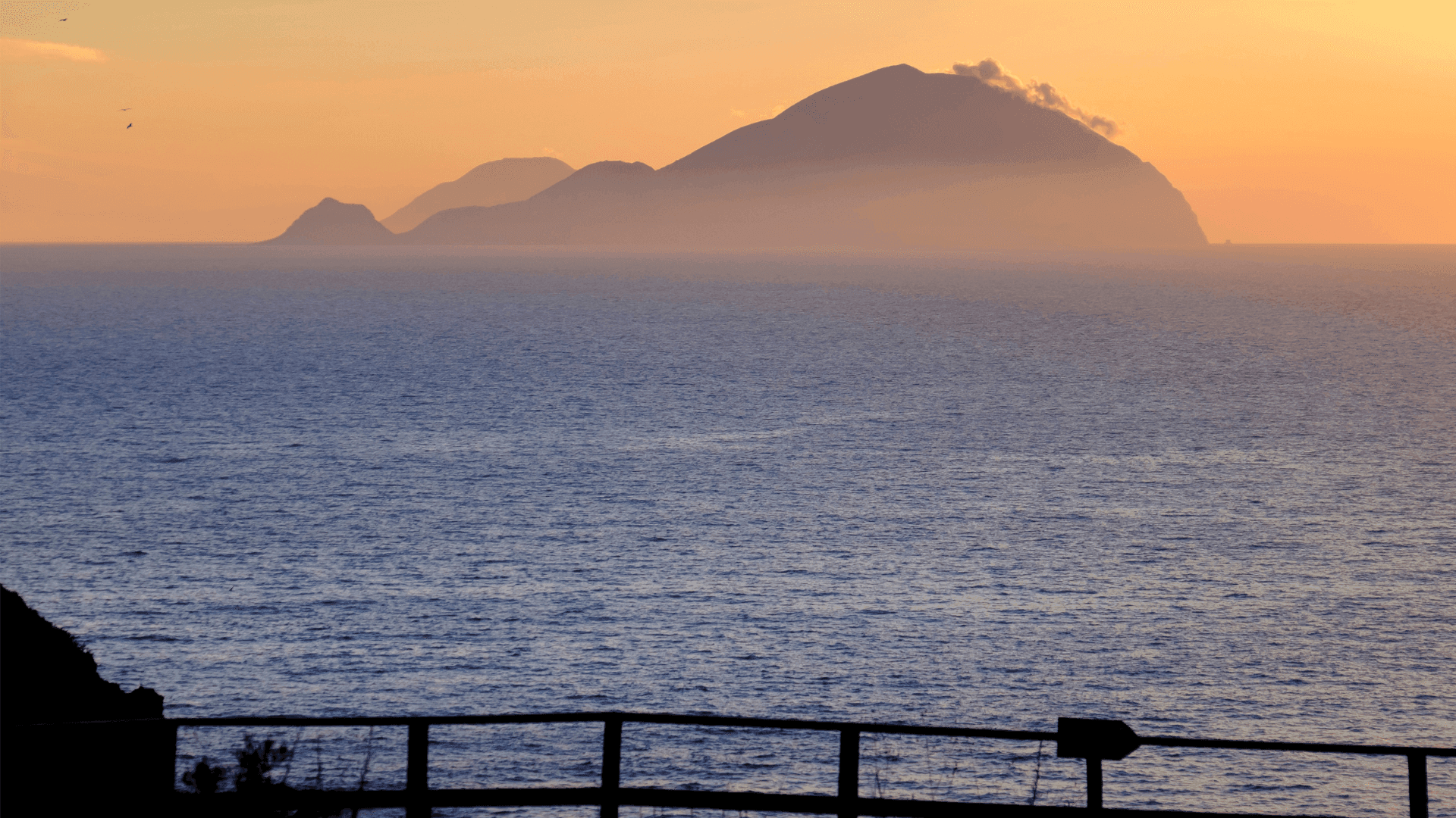 ferryscanner-destination page-italy-alicudi-10